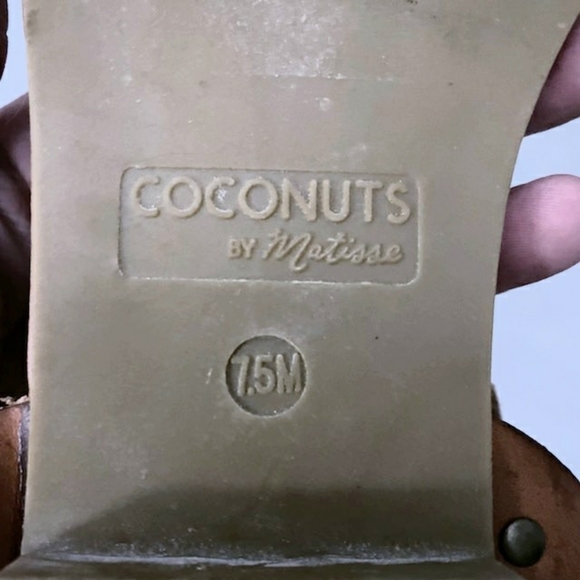 Coconuts by Matisse Brown Leather Slingback Sandal Metal Rivets Women's 7.5 M - Picture 11 of 11